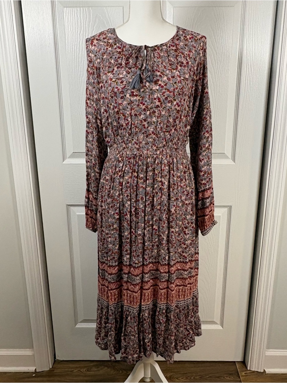 Knox Rose Dusty Rose Floral Long Sleeve Midi Dress